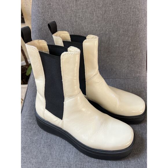 Vagabond size 40 US 10 Patent Leather Chelsea Platform Boots worn once excellent - Picture 4 of 9